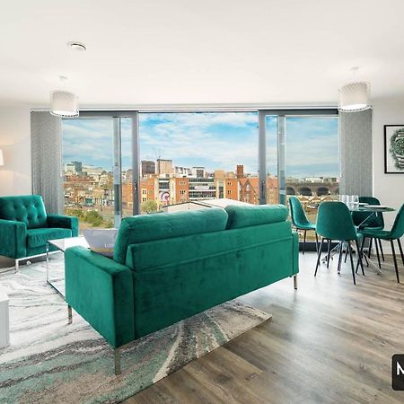 Maevela Apartments - Luxury Top Floor Penthouse - With Parking - 2 Bedroom New Build Apartment ✪ City Centre, Digbeth ✓ With Huge Patio Sliding Doors - City View - Rooftop Terrace - Ps4 & Smart Tv'S Birmingham Exteriér fotografie