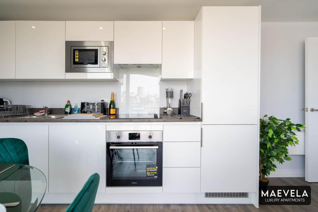 Maevela Apartments - Luxury Top Floor Penthouse - With Parking - 2 Bedroom New Build Apartment ✪ City Centre, Digbeth ✓ With Huge Patio Sliding Doors - City View - Rooftop Terrace - Ps4 & Smart Tv'S Birmingham Exteriér fotografie