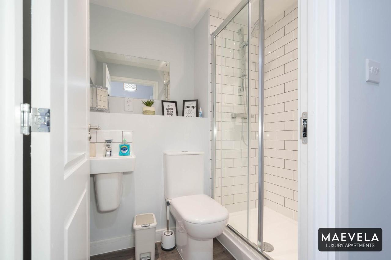 Maevela Apartments - Luxury Top Floor Penthouse - With Parking - 2 Bedroom New Build Apartment ✪ City Centre, Digbeth ✓ With Huge Patio Sliding Doors - City View - Rooftop Terrace - Ps4 & Smart Tv'S Birmingham Exteriér fotografie